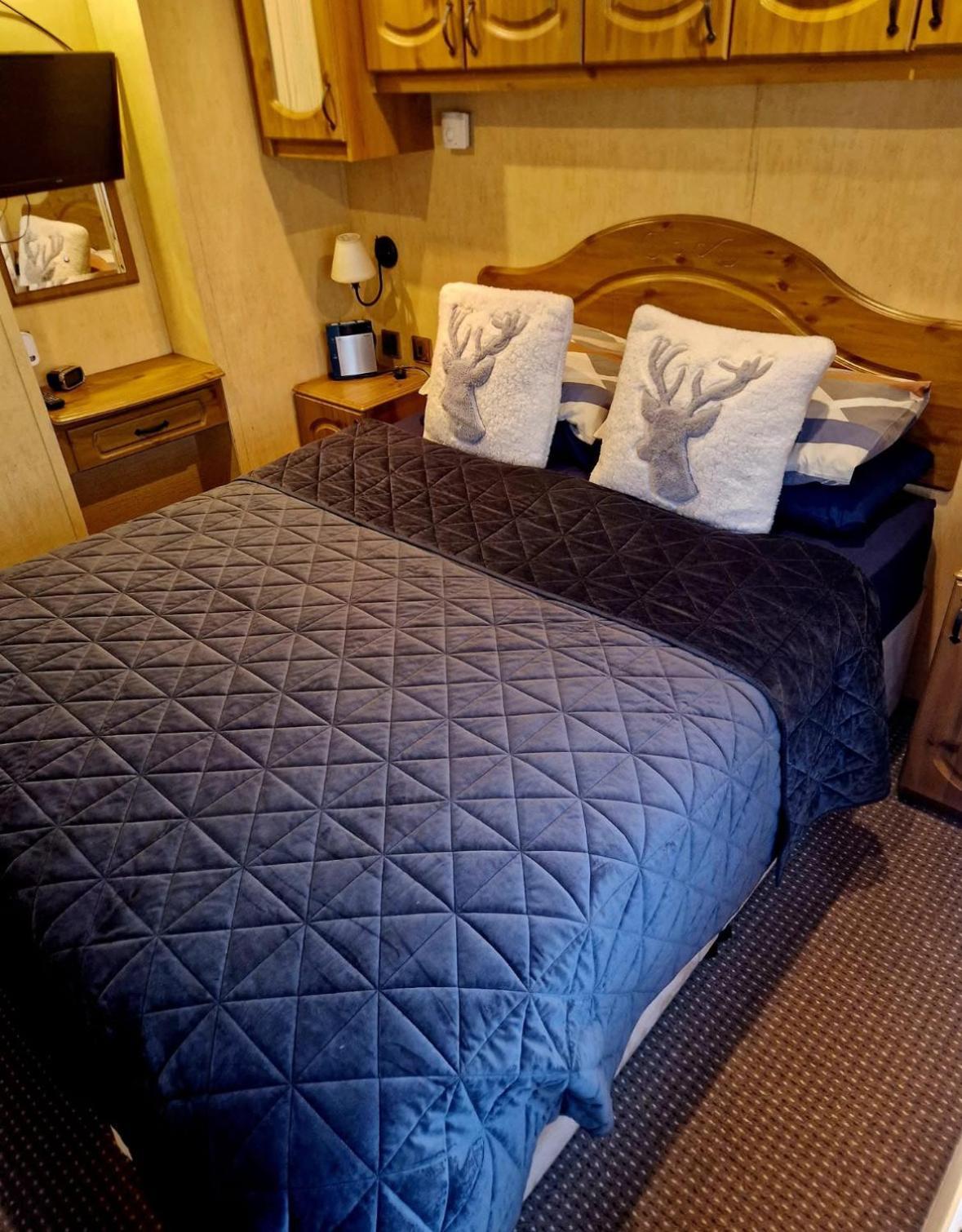 Spacious Luxury Escape With Sea Views And Pet Friendly At Clarach Bay アベリストウィス エクステリア 写真
