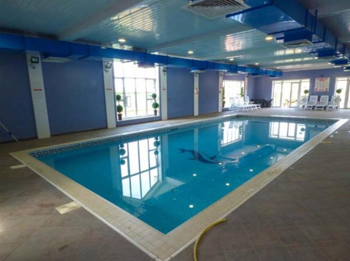 Spacious Luxury Escape With Sea Views And Pet Friendly At Clarach Bay アベリストウィス エクステリア 写真